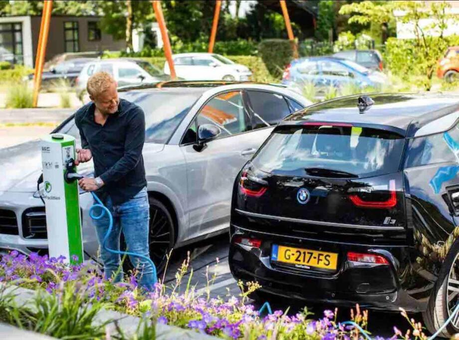 Luxus Cube In Lathum, Naehe Arnheim Lägenhet Exteriör bild